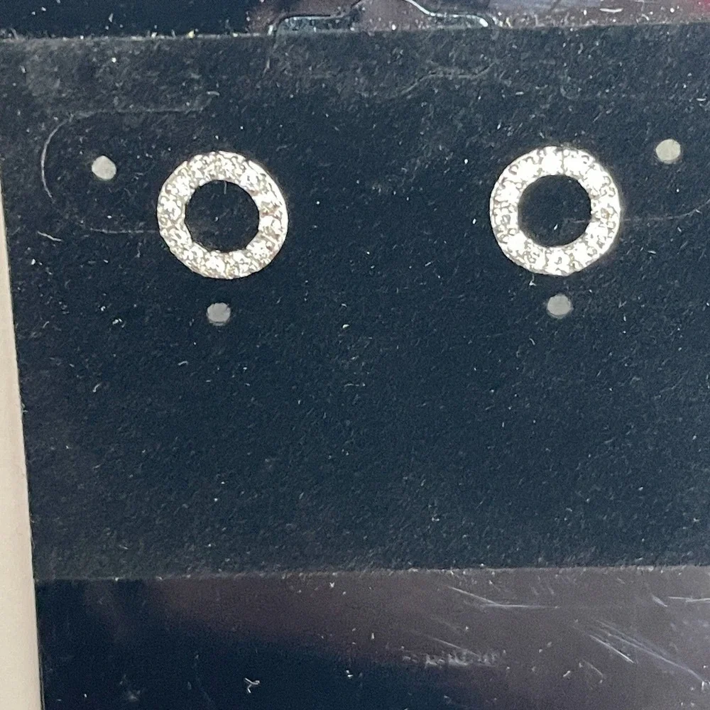 Girls Stud Earrings Pave Circle 1‎ cm across .925 Sterling Silver NWOT